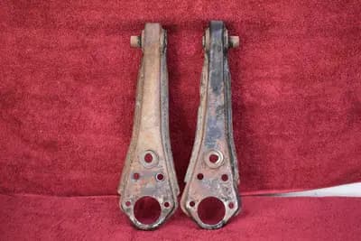 70-78 Datsun 240Z 260Z 280Z RH + LH front lower control arm pair OEM used