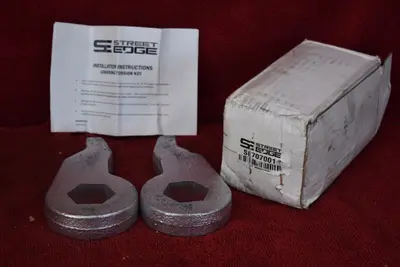 Street Edge SE707001 92-99 Chevy GMC Yukon 4x4 1-2" lowering tortion keys