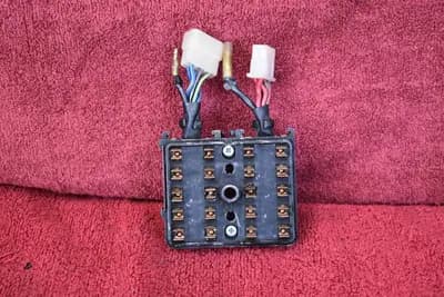 72-73 Datsun 240Z short tail fuse box assembly OEM used READ ME