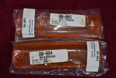 79-81 Datsun 280ZX front turn signal light lamp lens only pair RH + LH NEW