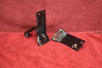 77-78 Datsun 280Z lower center dash support mount bracket pair OEM used