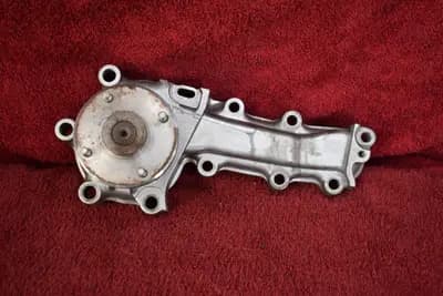 Skyline RB25 R33 water pump OEM used