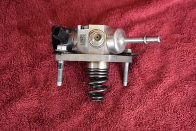 Direct injection high pressure fuel fump 2014-2020 GM 4.3L 5.3L 6.2L 12680255