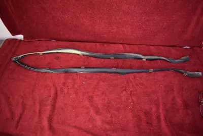 70-73 Datsun 240Z rubber fender cushion w/clips OEM used