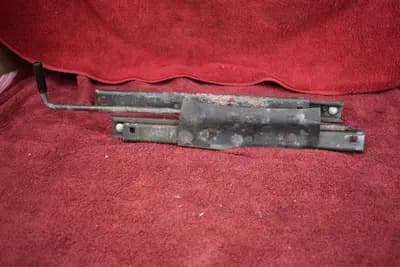 70-73 Datsun 240Z RH seat slider rail set OEM used