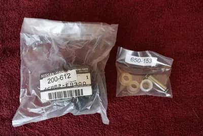 Datsun 240Z 260Z 280Z inner shift boot + pin kit E9300 + 650-153 NEW