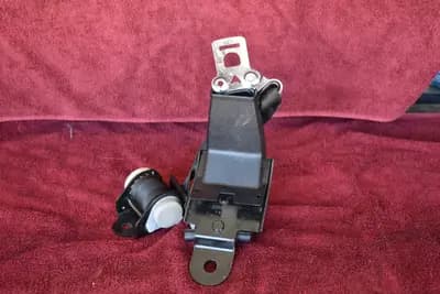 1977-78 Datsun 280Z coupe RH passenger seat belt retractor OEM used