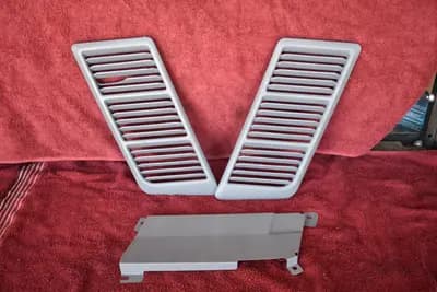 77-78 Datsun 280Z hood vent pair + drip pan OEM used intact studs x 8