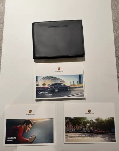 2023 Porsche Cayenne Manual Set