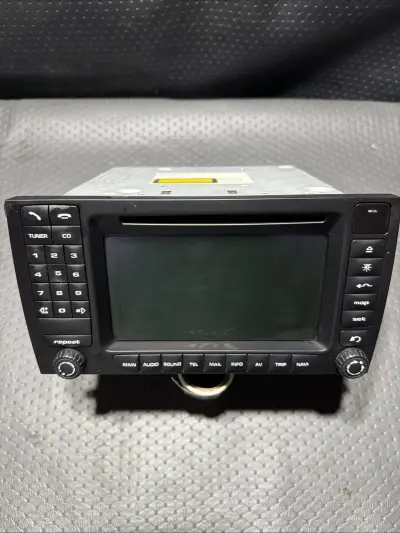 2006-2010 PORSCHE CAYENNE (955 957) GPS NAVIGATION CD AM/FM STEREO RECEIVER Oem