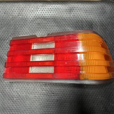 90-95 Mercedes R129 300SL 500SL SL320 Right Passenger Side Tail Light Lamp OEM