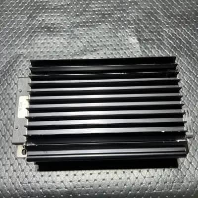 2004-2006 Mercedes-Benz W220 Radio Stereo Audio Amplifier AMP OEM A220 827 30 42