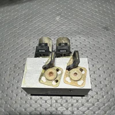 90-02 Mercedes R129 SL500 500SL SL320 Top Hydraulic Valve Block 1298002278 OEM