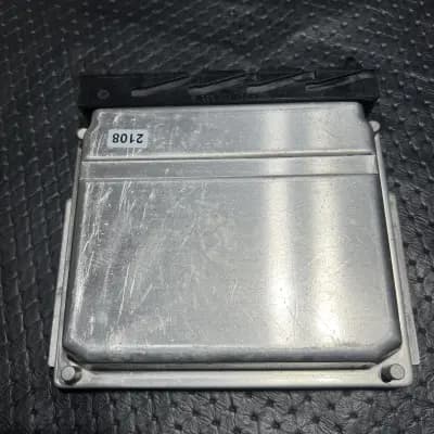 2007 Volvo XC70 2.5L AT Engine Computer Control Module ECM 30668478 OEM