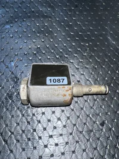 Mercedes W116 kick down solenoid transmission 0003040890 Oem