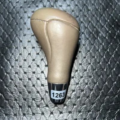 96-02 Mercedes R129 SL500 SL320 Floor Shifter Gear Shift Lever Knob Beige OEM