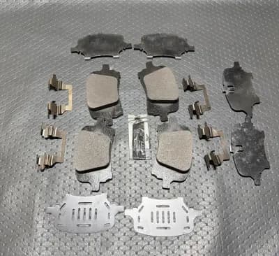 Disc Brake Pad Set-with Clips and Shims Front ACDelco 171-1092 Gm 22820406 Oem