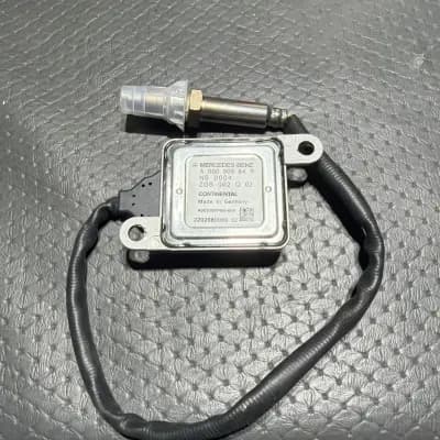 Genuine Mercedes C E S Class CLS SLK Sprinter Vito Exhaust Nox Sensor