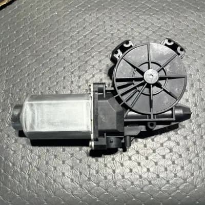 Front Passenger Side Power Windows Motor 824602S000 For Hyundai Tucson 09-17