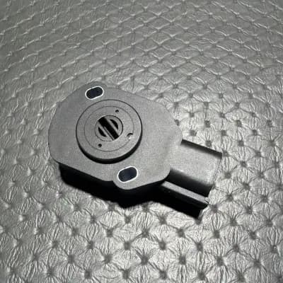 TPS APPS Throttle Position Sensor for 98-07 Dodge Ram 2500 3500 5.9L Cummins