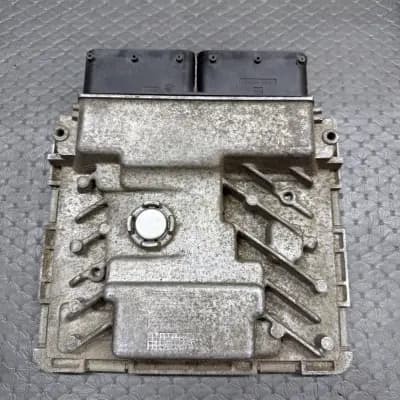 AUDI A4 B9 8W 2017 2.0 TFSI ENGINE CONTROL UNIT ECU 06L907425C
