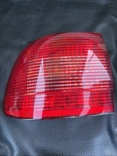 03-06 OEM Porsche Cayenne Rear Left Driver Side Tail Light 7L5945257