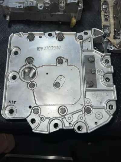 Mercedes W123 Automatic Transmission 722.122 Valve Body 1152772001 Genuine Oem