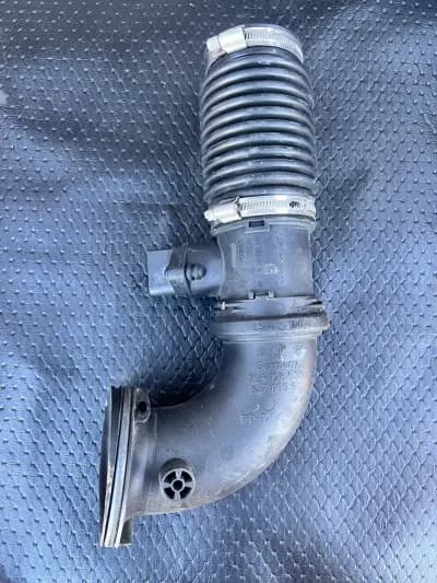 03-06 PORSCHE CAYENNE S 955 4.5 AIR INTAKE PIPE LEFT SIDE 7L5129533 Oem