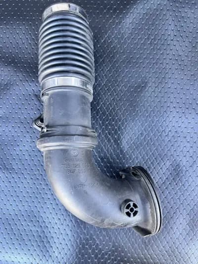 03-06 PORSCHE CAYENNE S 955 4.5 AIR INTAKE PIPE RIGHT SIDE 7L5129533 Oem