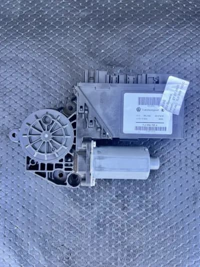 2004-2010 PORSCHE CAYENNE REAR LEFT DRIVER SIDE DOOR WINDOW REGULATOR MOTOR OEM