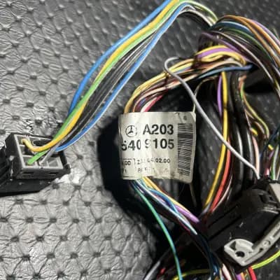 DK901151 2001-2004 MERCEDES C240 ENGINE WIRE WIRING HARNESS (2035409105) OEM