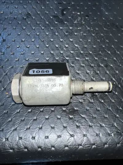 Mercedes W116 kick down solenoid transmission 0003040890 Oem