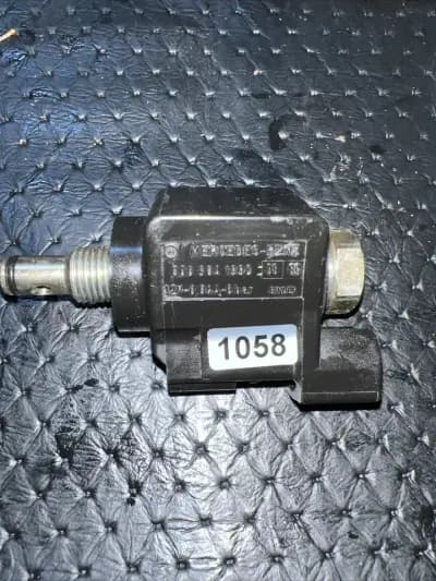 Mercedes-Benz C123 230CE Automatic Gearbox Solenoid 722.401 0003041990 Oem