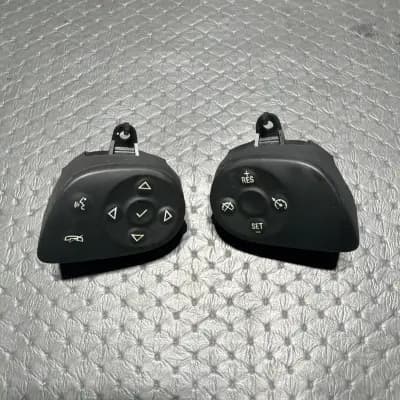 2014-2020 CHEVROLET IMPALA STEERING WHEEL CRUISE CONTROL SWITCH OEM GM23141786/5