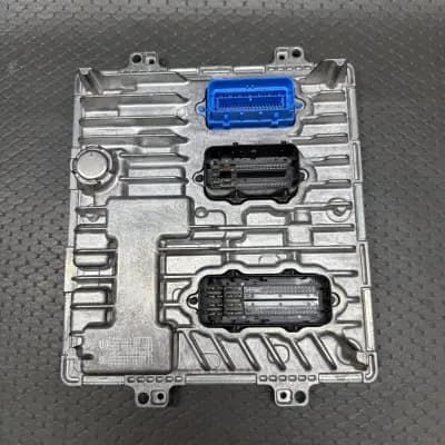 2017-2021 CHEVY/GMC 2500 3500 (6.6L) ENGINE BRAIN BOX; ECM, PART# 12704980 Oem