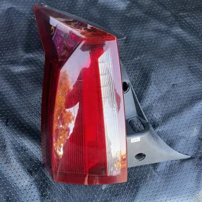 2004-2009 Cadillac XLR Rear Left Tail Light 10360930 OEM