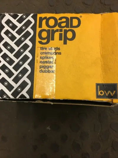 TIRE STUDS #13 225ct Enough For 2 Average Size Snow Tires SNOW ICE SPIKE TSMI 13