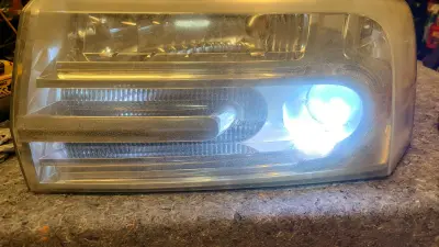 2007-2014 Lincoln Navigator HID Xenon Headlight Left Driver Side OEM LH