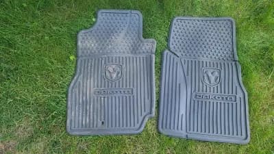05-11 Dodge Dakota Front Floor Mats OEM Used item B2