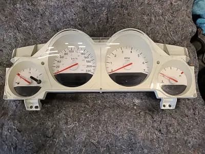 Speedometer Instrument Cluster Dash Panel 2005 Dodge Magnum