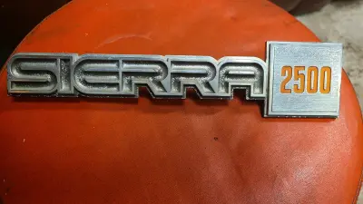 OEM 1981-1987 GMC Sierra 2500 Side Emblem C2500 K2500 PASSENGER SIDE