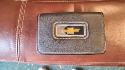 1979-1987 Chevrolet Truck Suburban Blazer C10 C20 K5 K10 K20 Horn Button OEM GM