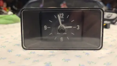 1975 Volvo 240 Dash Clock Quartz 75-78