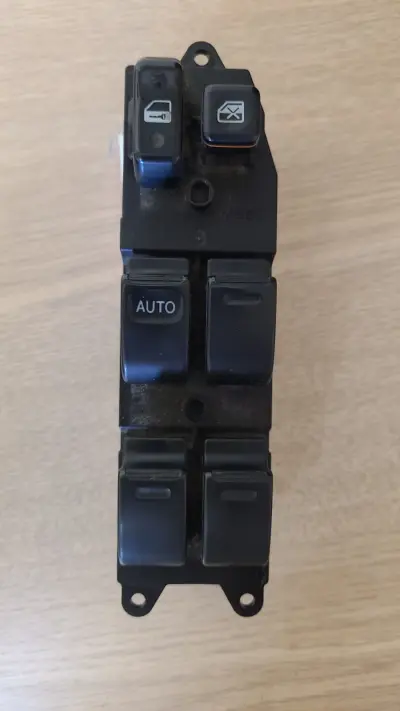98-00 Toyota Rav4 LEFT DRIVERS SIDE Master Power Window Switch Control OEM