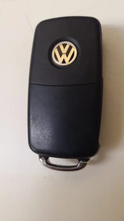 VW KEYLESS REMOTE FOB 4 BUTTON Jetta VOLKSWAGEN TIGUAN NBGFS93N 5K0837202BP