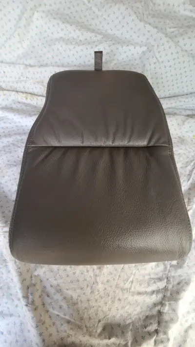 2005-2010 Honda Odyssey 2nd Row Middle Jump Seat OEM gray Leather Cushion