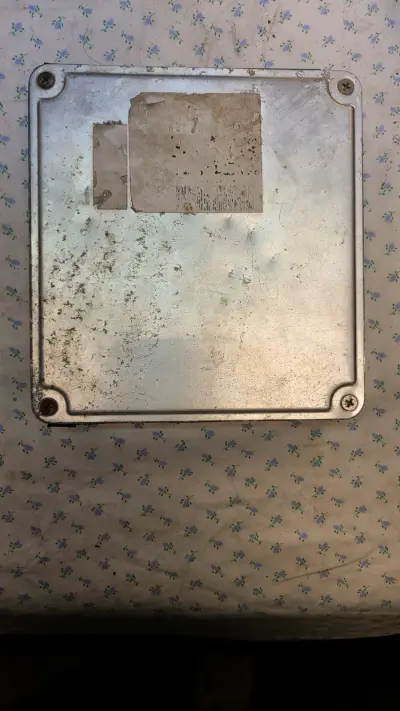 1990 TOYOTA 4RUNNER ENGINE COMPUTER ECU 89661-35440 4x4 3.0 AUTOMATIC TOYOTA OEM